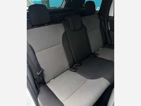 Dacia Duster 1.5 dCi Ambiance SUV 5dr Diesel Manual Euro 6 (s/s) (110 ps) 10