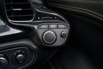 Ferrari 458 SPIDER 21