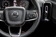 Volvo XC40 B4 R-DESIGN PRO AWD MHEV 19