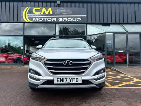 Hyundai TUCSON 1.7 Tucson SE Nav Blue Drive 2WD CRDi 5dr 3