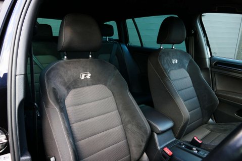 Volkswagen Golf 2.0 Golf R TSi 4Motion Semi-Auto 4WD 5dr 4