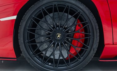 Lamborghini Aventador S LP 740-4 ROADSTER 34