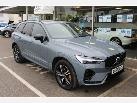Volvo XC60 RECHARGE T6 R-DESIGN AWD 7