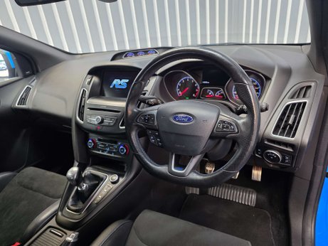 Ford Focus 2.3T EcoBoost RS Hatchback 5dr Petrol Manual AWD Euro 6 (s/s) (350 ps) 17
