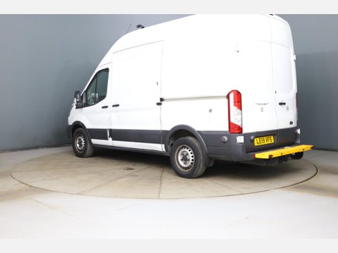 Ford Transit 2.0 350 EcoBlue FWD L2 H3 Euro 6 5dr 7