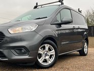 Ford Transit Courier LIMITED 15