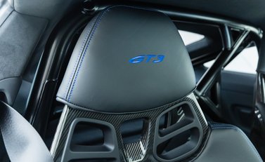 Porsche 911 GT3 (992) 13