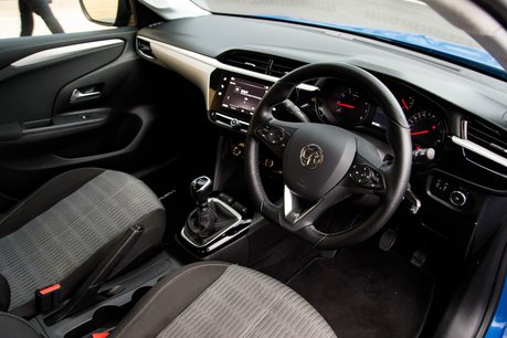 Vauxhall Corsa SE