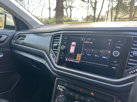 Volkswagen T-Roc 1.0 TSI SE Euro 6 (s/s) 5dr 53