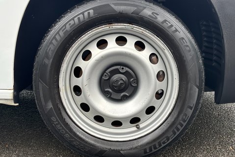 Vauxhall Combo L1H1 2300 100 ps Dynamic Panel Van - No VAT 26