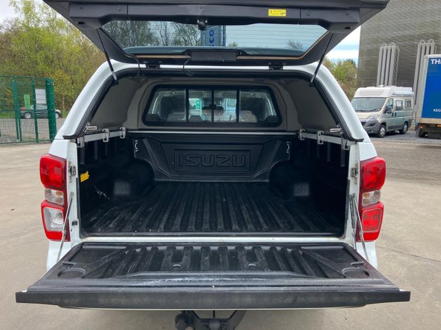 Isuzu D-Max Isuzu D-Max Diesel 1.9l DL20 D/Cab 4x4 Fitted with Canopy 9