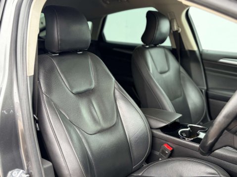 Ford Mondeo 2.0 Mondeo Titanium TDCi 5dr 12