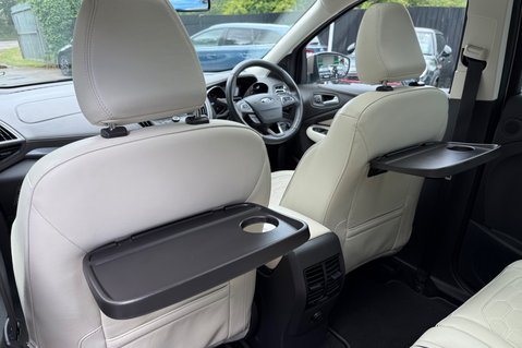 Ford Kuga VIGNALE TDCI AUTO - MILANO GRIGIO PAINT - PAN ROOF -APPEARANCE PACK 32