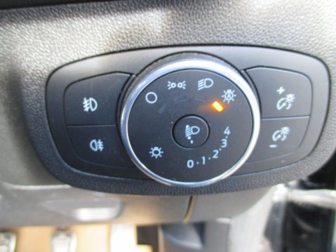Ford Fiesta 1.0T EcoBoost ST-Line X Euro 6 (s/s) 3dr 44