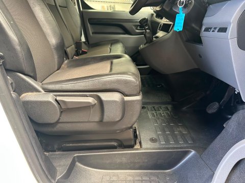 Peugeot Expert BLUEHDI PROFESSIONAL L1 11