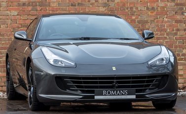 Ferrari GTC4 Lusso 1