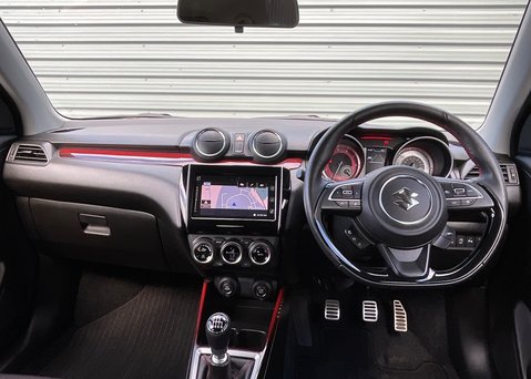 Suzuki Swift SPORT BOOSTERJET MHEV 13