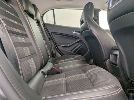 Mercedes-Benz GLA 1.6 GLA 180 Urban Edition Auto 5dr 47