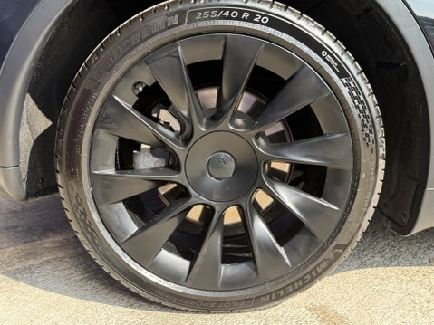 Tesla Model Y (Dual Motor) Long Range SUV 5dr Electric Auto 4WDE (384 bhp) 15