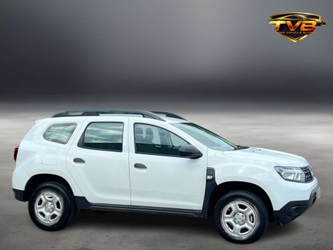 Dacia Duster 1.0 Duster Essential TCE 4X2 5dr - NATIONAL DELIVERY* 23