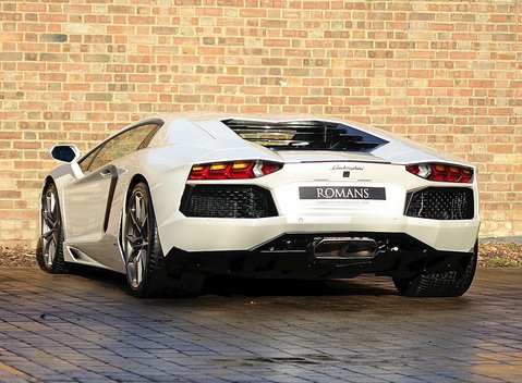 Lamborghini Aventador LP 700-4 16
