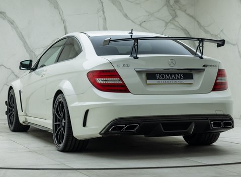 Mercedes-Benz C63 AMG Black Series 6