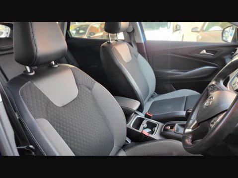 Vauxhall Grandland X GRIFFIN 17