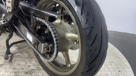 Yamaha XJ6 2010 20K NEW MOT PERFECT A2 BIKE COMMUTER 600CC XJ6 40