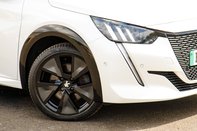 Peugeot 208 GT 13