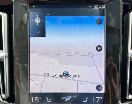 Volvo XC40 2.0 XC40 Inscription Pro T4 Auto 5dr 27