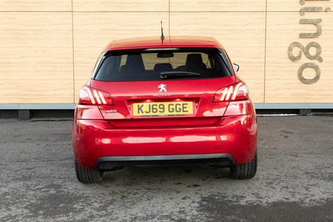 Peugeot 308 PURETECH S/S TECH EDITION 6