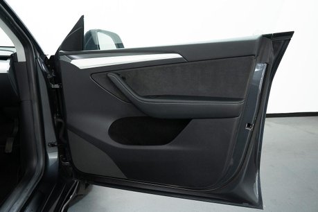 Tesla Model Y (Dual Motor) Long Range SUV 5dr Electric Auto 4WDE (384 bhp) 15