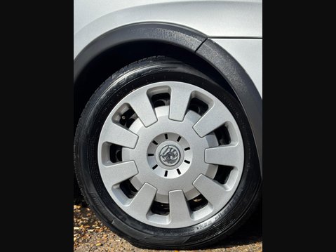 Vauxhall Corsa 1.4i 16v Design 5dr (a/c) 3