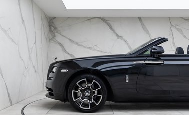 Rolls-Royce Dawn Black Badge 30