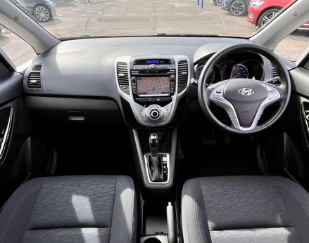 Hyundai ix20 1.6 ix20 SE Nav MPI Auto 5dr 2