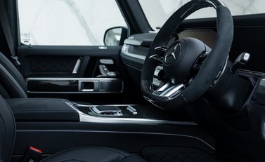 Mercedes-Benz G Series AMG G63 Carbon Edition 13