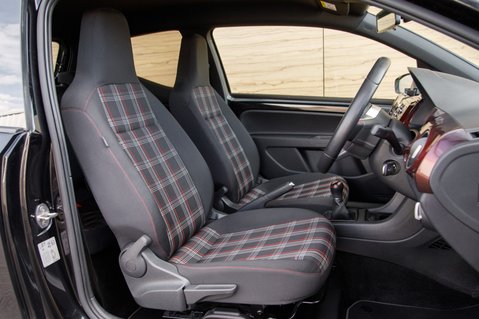 Volkswagen Up GTI 26