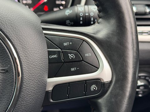 Jeep Compass 2.0 MultiJetII Longitude 4WD Euro 6 (s/s) 5dr 39