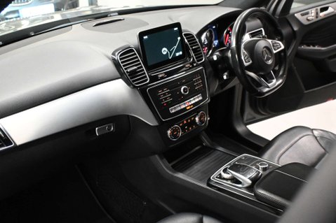 Mercedes-Benz GLE 2.1 GLE 250 AMG Night Edition D 4Matic Auto 4WD 5dr 31