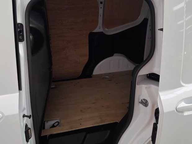 Ford Transit Courier Transit Courier Petrol 1.0 EcoBoost 125ps Limited Van 13