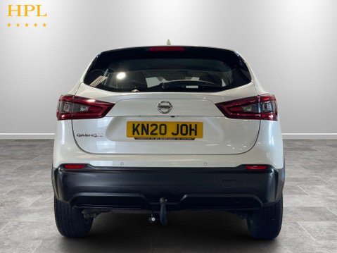 Nissan Qashqai 1.3 DIG-T Acenta Premium SUV 5dr Petrol Manual Euro 6 (s/s) (160 ps) 6