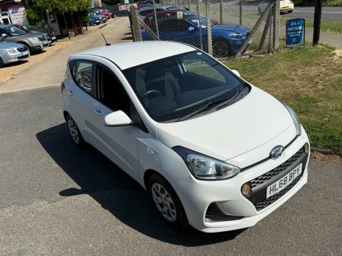 Hyundai i10 SE AUTOMATIC 28