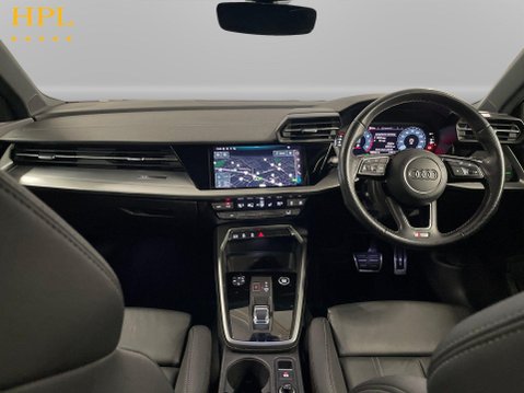 Audi A3 1.5 TFSI 35 S line Saloon 4dr Petrol S Tronic Euro 6 (s/s) (150 ps) Air Con 19