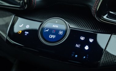 Ferrari Purosangue 27