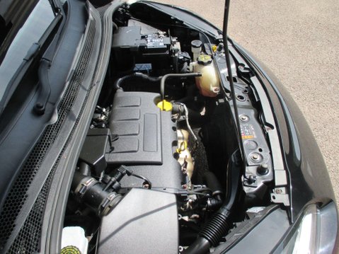 Vauxhall Corsa 1.4i ecoFLEX SRi VX Line Euro 6 3dr 43