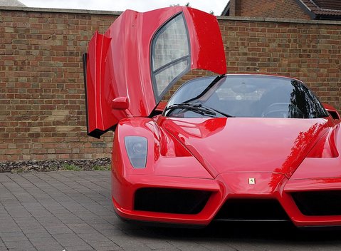 Ferrari Enzo 32