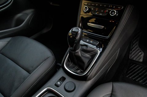 Vauxhall Astra ELITE NAV 33