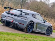 Porsche 718 GT4 RS 20