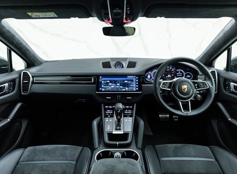 Porsche Cayenne GTS Coupé 15