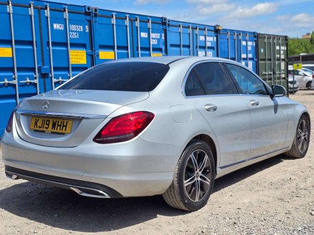Mercedes-Benz C Class 2.0 C220d Sport Saloon 4dr Diesel G-Tronic+ Euro 6 (s/s) (194 ps) 29